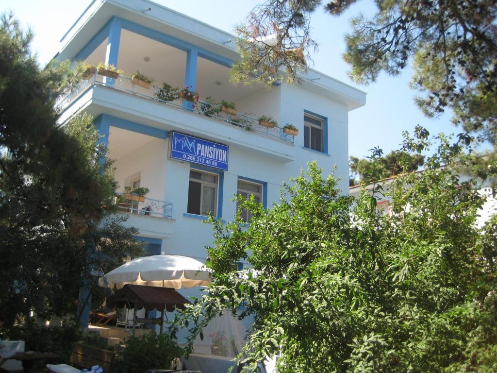 ホテル Mavi Pension Ayvalı エクステリア 写真