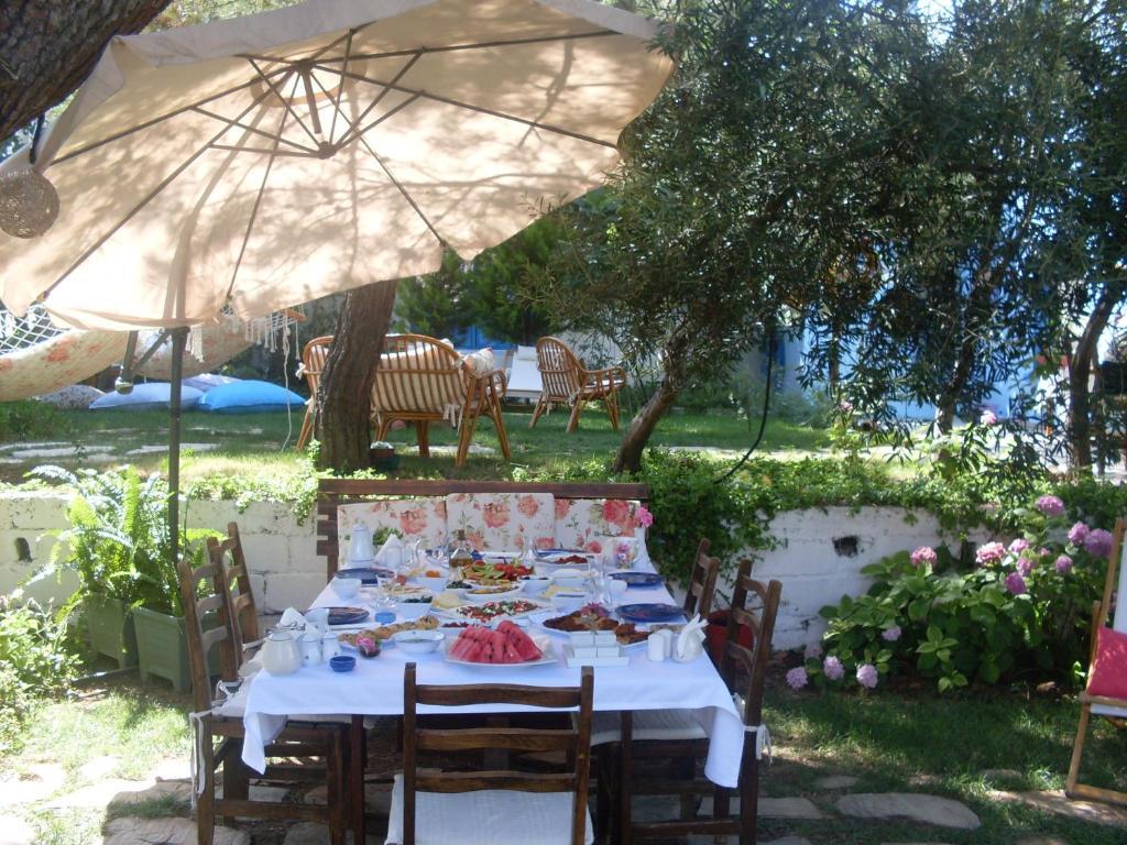 ホテル Mavi Pension Ayvalı 部屋 写真